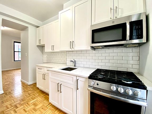 2nd image of 536 E 79th St APT 6L