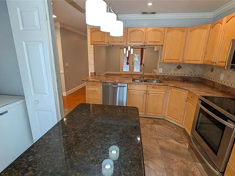 4000 Poinciana Ct — Photo 7