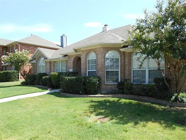 1st image of 3411 Palmtree Dr