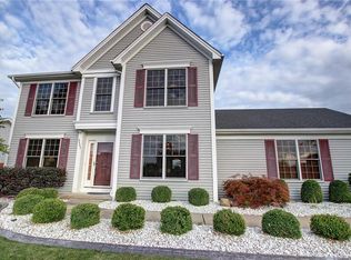 6403 Pincherry Way, Lake View, NY 14085