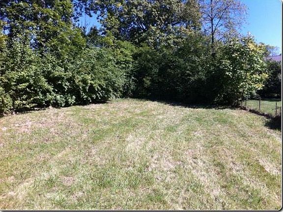 3rd image of 6529 Meadowvista Ct