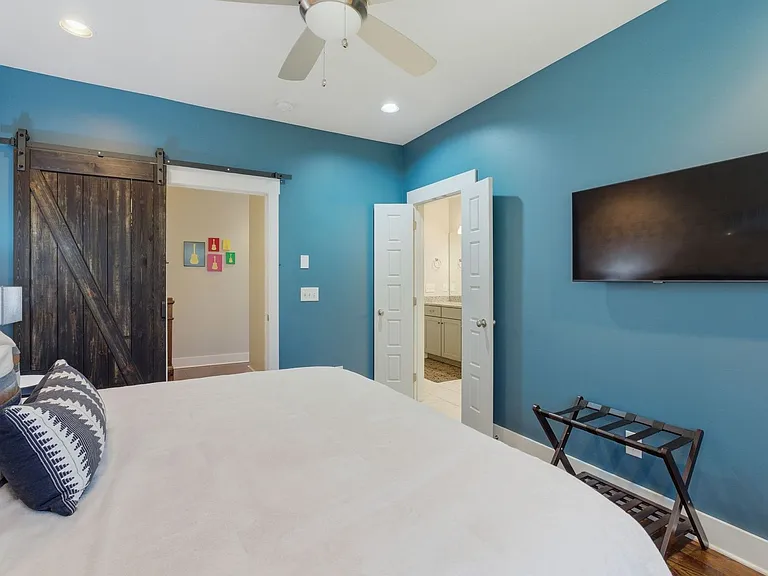1815 Ridley Blvd #8 — Photo 30
