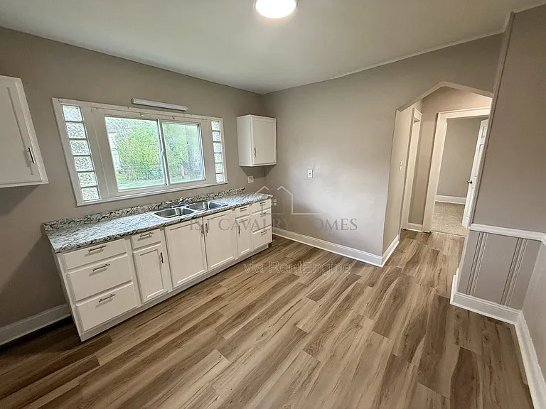 656 Hammel St — Photo 5