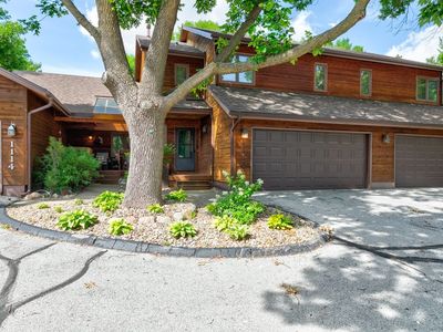 1116 42nd St, West Des Moines, IA, 50266