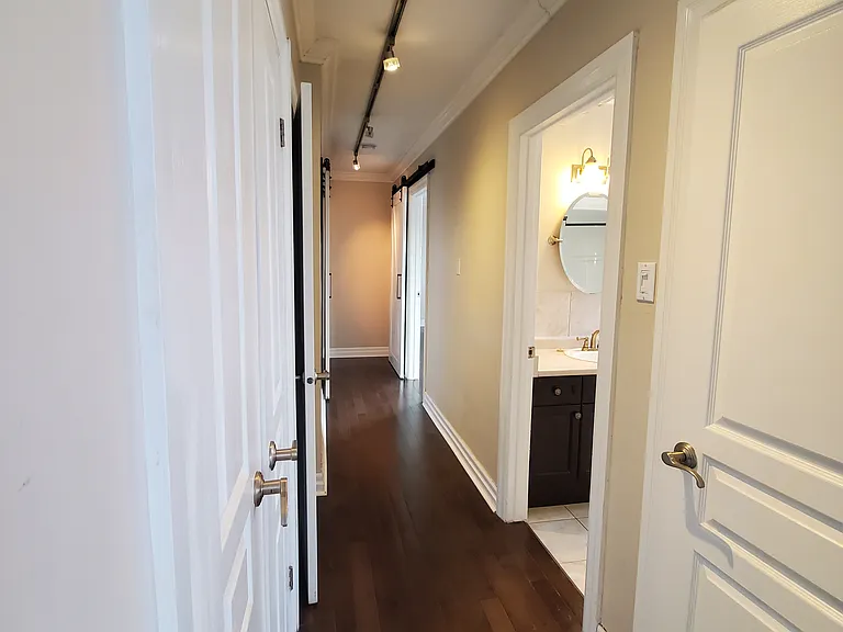 570 William St — Photo 10