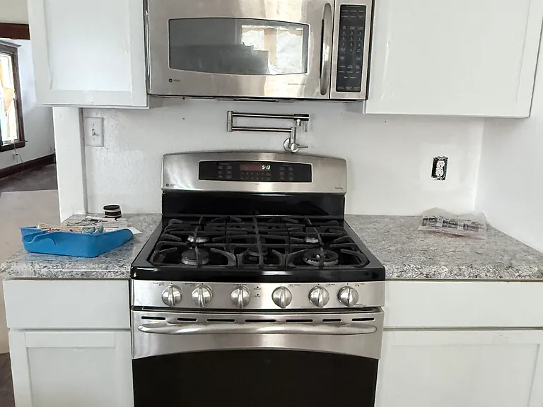 264 Knower St — Photo 3