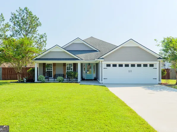617 Stagecoach Trl, Hahira, GA 31632