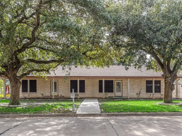 1105 E 30th St, Bryan, TX 77802