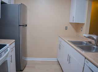 605 Rue Marseille #I, Chesapeake, VA 23320