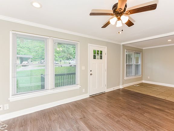2nd image of 2023 Akron Dr SE