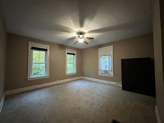 2nd image of 2557 W McMicken Ave