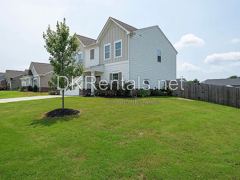 126 Verona Dr NW — Photo 15