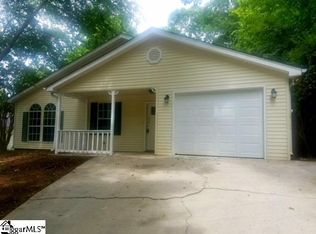 140 W Celestial Dr, Greer, SC 29651