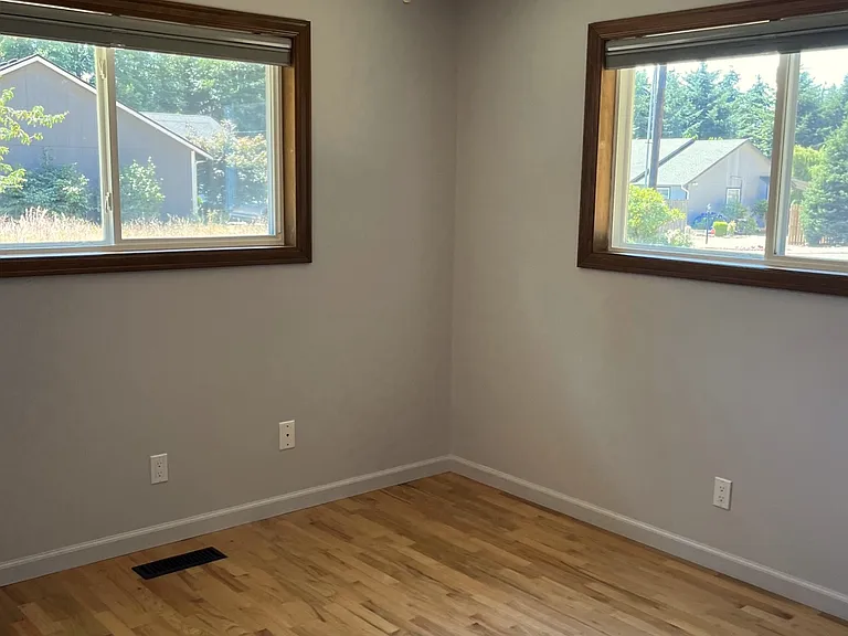 2810 Timber Ct SE — Photo 20