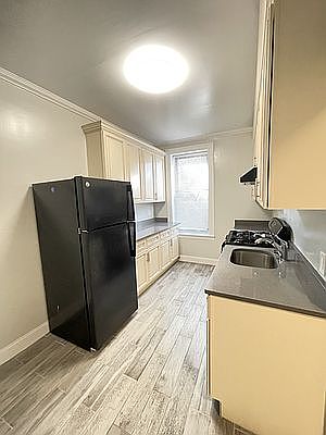 4th image of 28-03 34th St #1