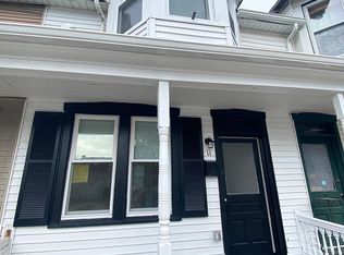 11 E Orange St, Lititz, PA 17543