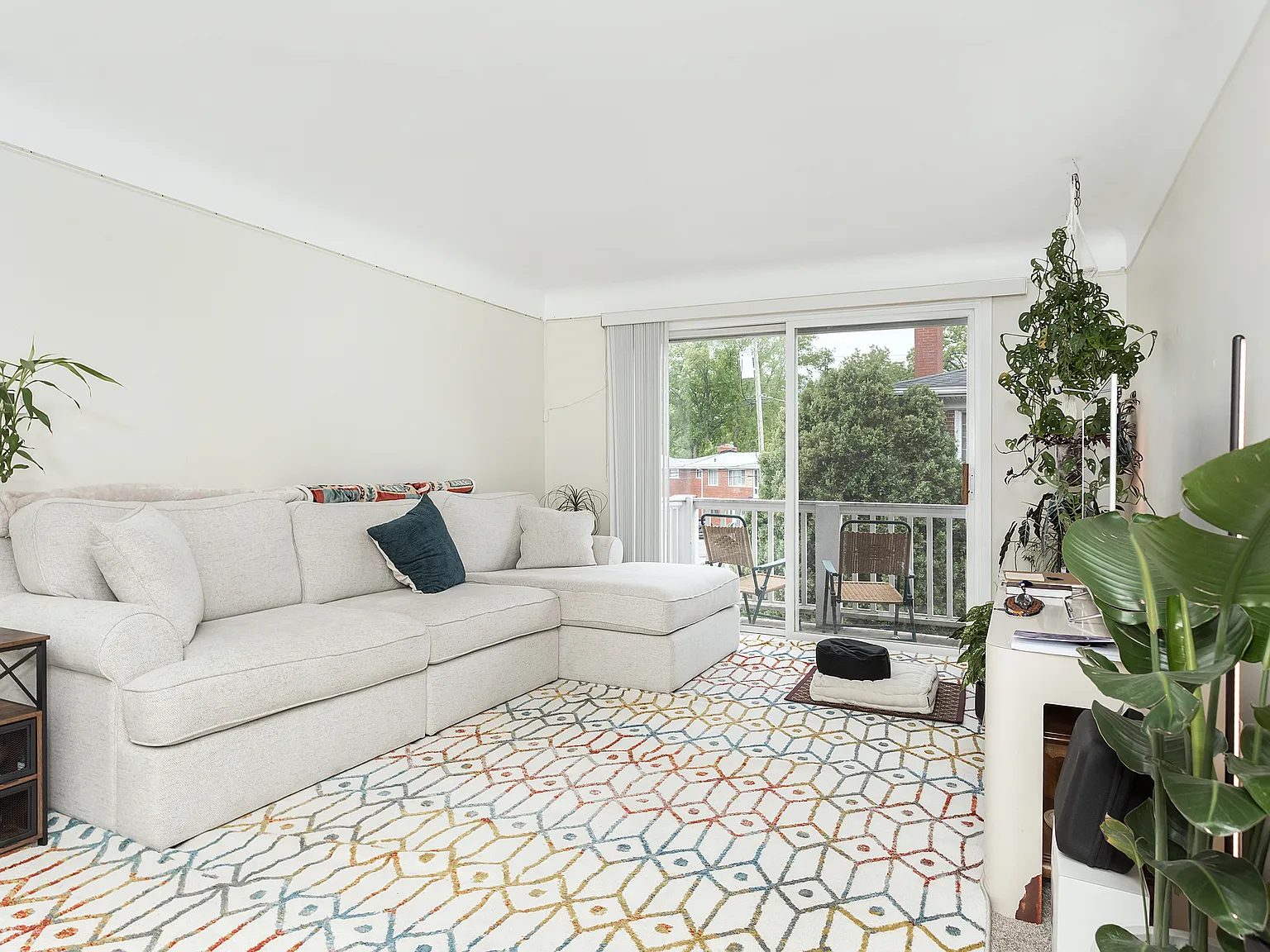 2 bed, 1.5 bath, 973 sqft, $1,750 — Photo 4