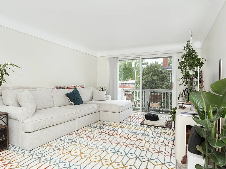 413 N Eton St #204 — Photo 4