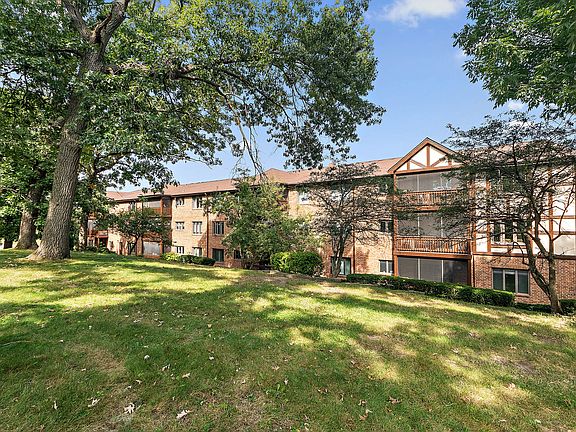3rd image of 7737 W Golf Dr APT 303