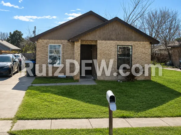 5220 Carol Ave, Fort Worth, TX 76105