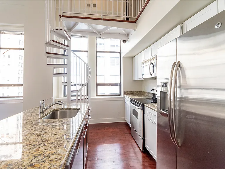 1501 Locust — Photo 43
