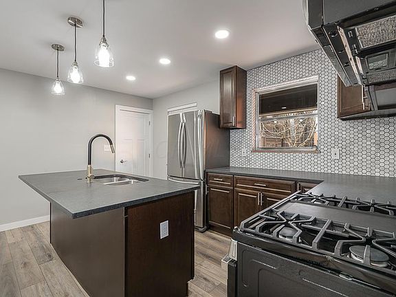 4th image of 659 S Champion Ave #659