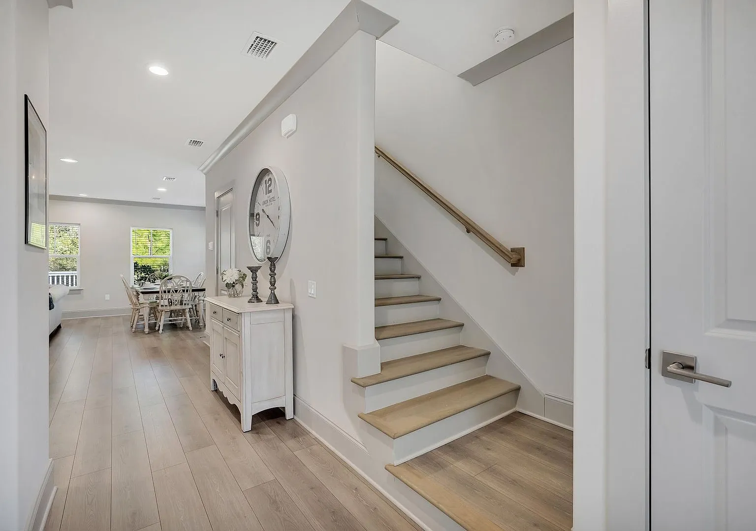 56 Golden Bell Ct Unit D — Photo 2
