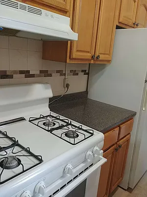Rented by Elite Team Realty LLC | media 7