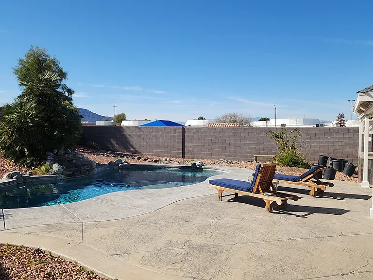 318 Fife St — Photo 5