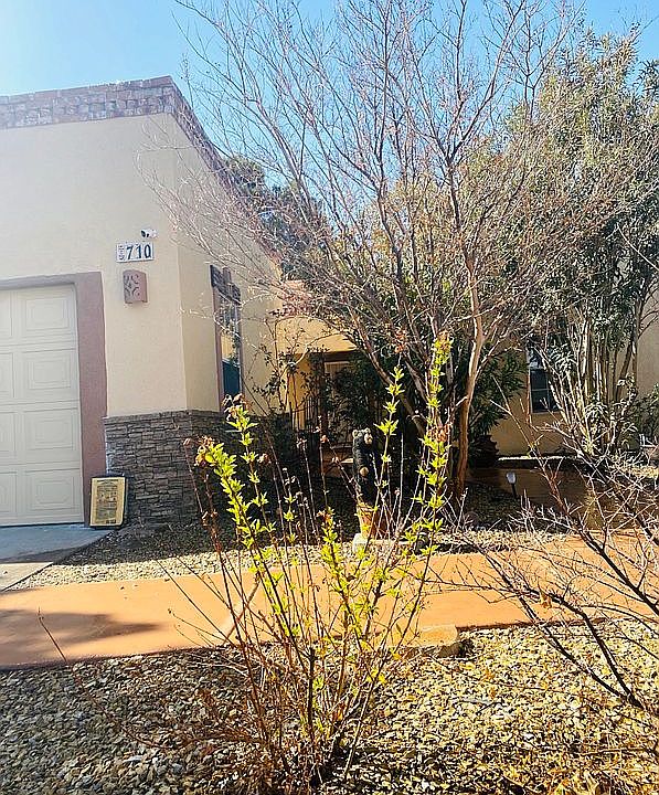 1st image of 710 Windmill Dr
