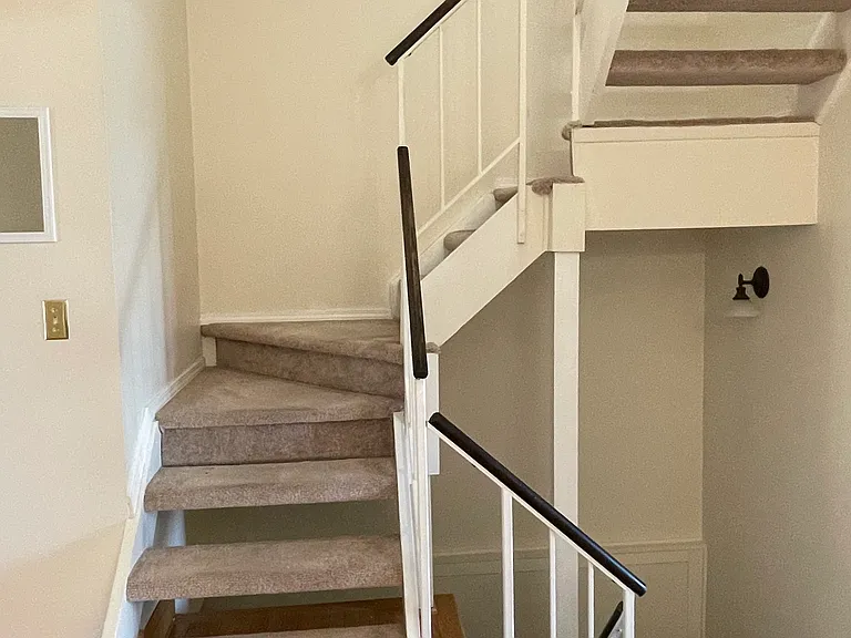 1631 Brentwood Dr #282 — Photo 3