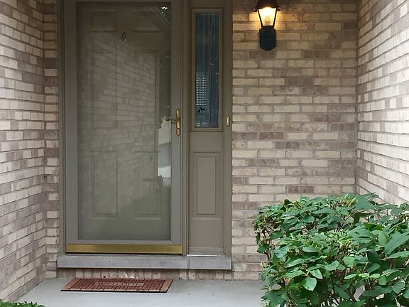 3rd image of 47 Corinth Dr