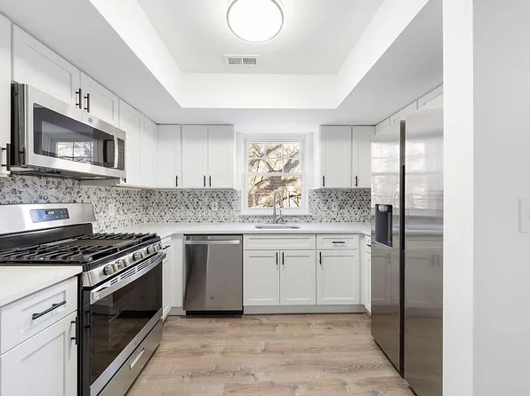 153 Frazier St, Trenton, NJ 08618