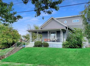 325 Stewart St, Jeannette, PA 15644