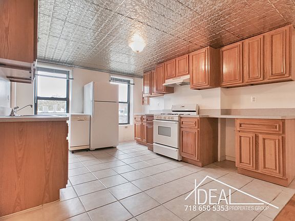 4th image of 656 10th St #1K