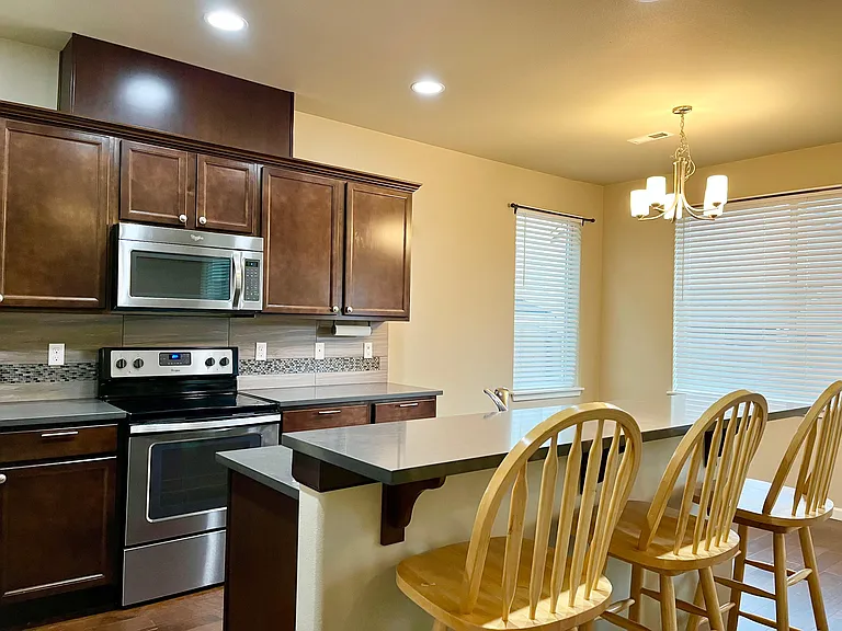 3831 Maritime Dr SW — Photo 7