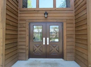 15041 Baxter Village Dr APT B, Chesterfield, MO 63017