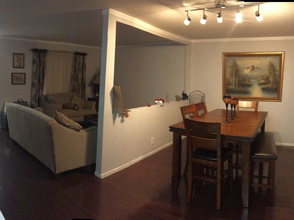 2nd image of 1372 N Quail Hollow Ct