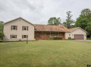 436 Cranes Hollow Rd, Amsterdam, NY 12010