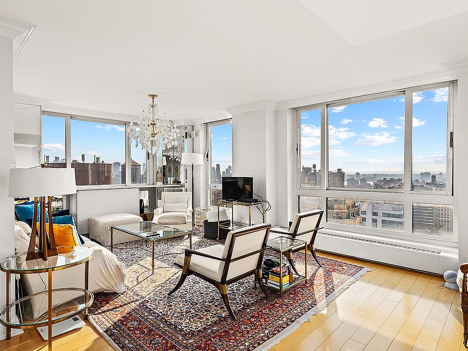 1st image of 1 Irving Pl