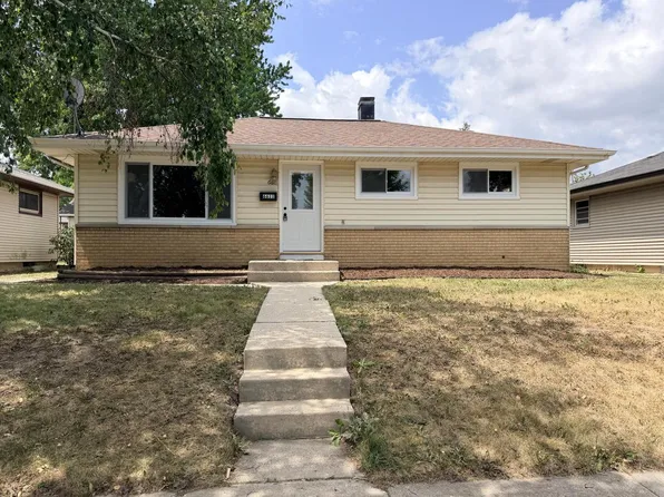 6611 S 19th STREET, Milwaukee, WI 53221