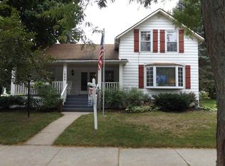 1925 E Newberry St, Appleton, WI 54915