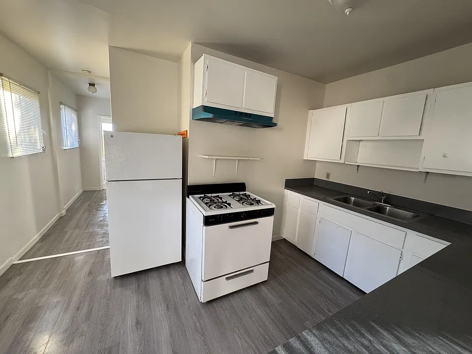 1623 Lucile Ave #2