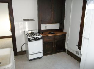 20 S Lucas St APT C, Iowa City, IA 52240