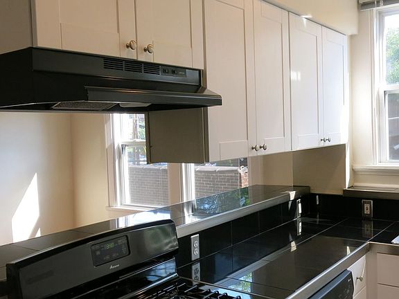 5th image of 7448-63 Penfield Ct #7450