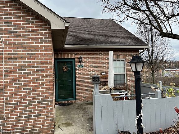 3rd image of 4355 Steuben Woods Dr
