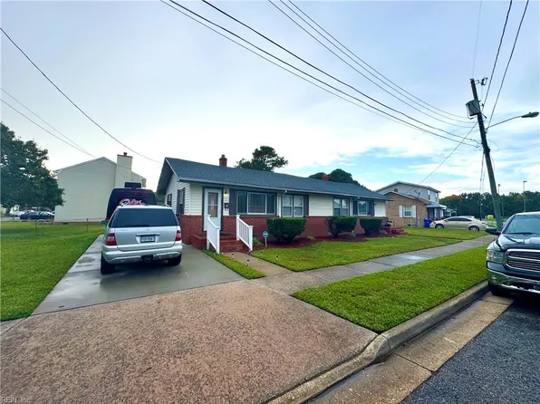 46 Calvin St, Portsmouth, VA 23701