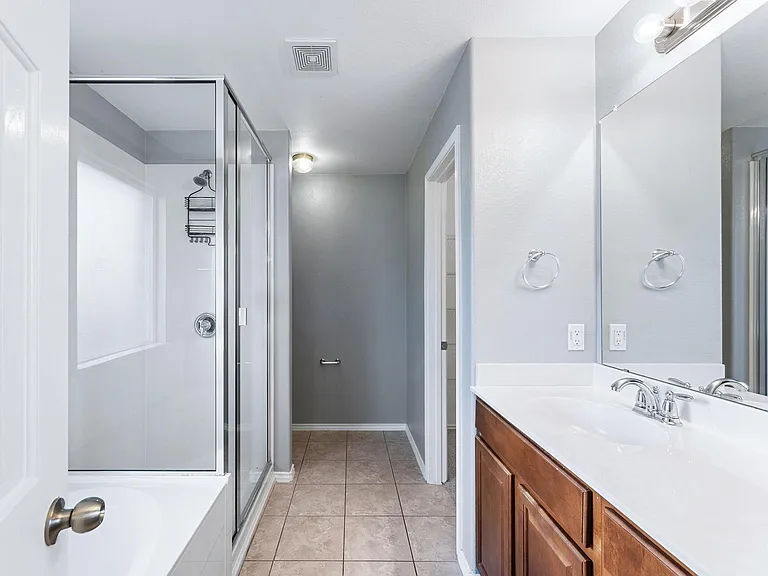 1205 Logan Dr — Photo 14