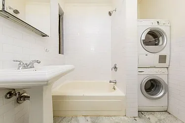 Rented by Icon Realty Management