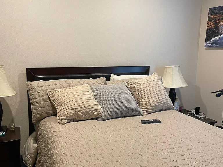525 11th Ave #1403 — Photo 7